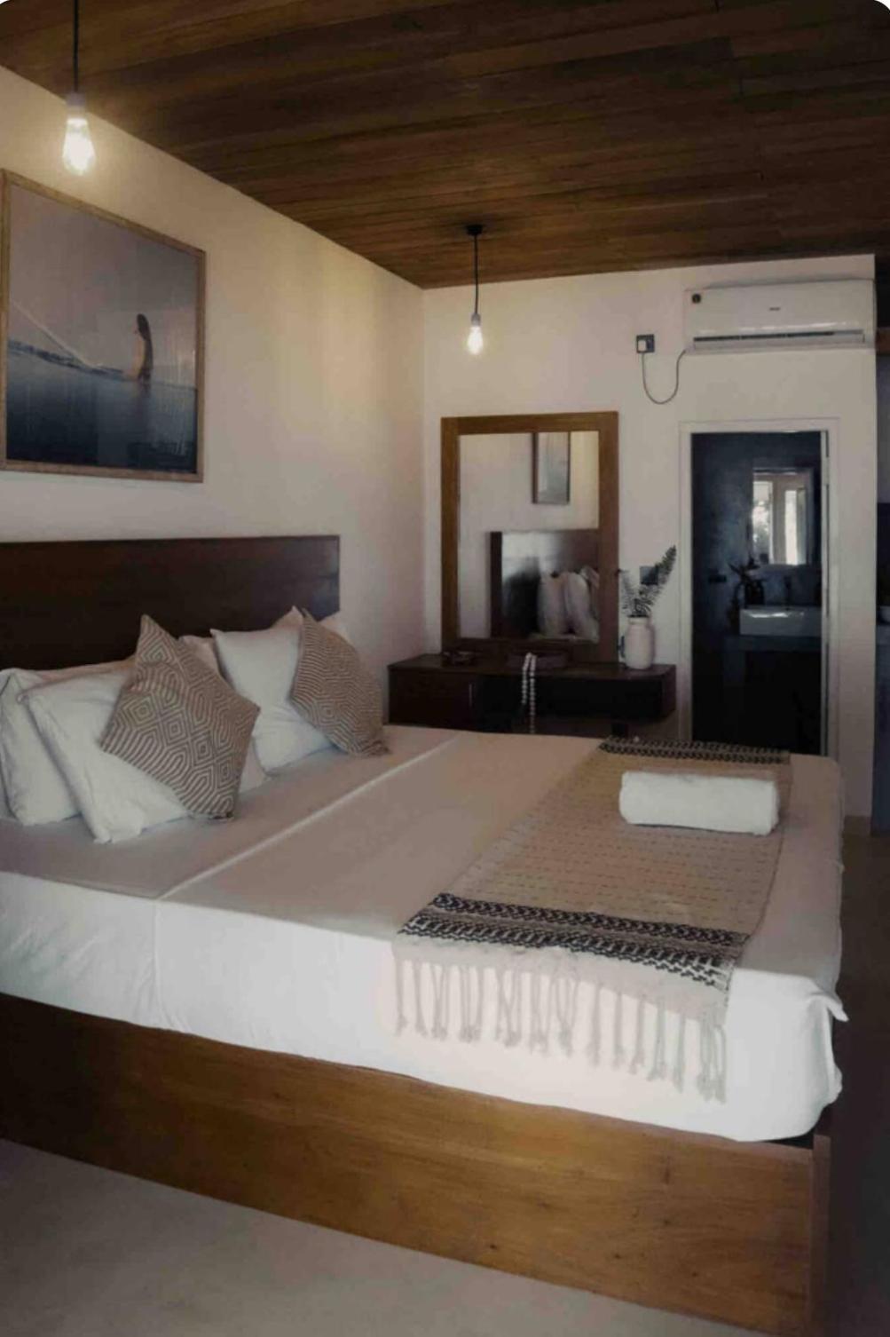 Gitano Surf Ahangama Beachfront Екстериор снимка