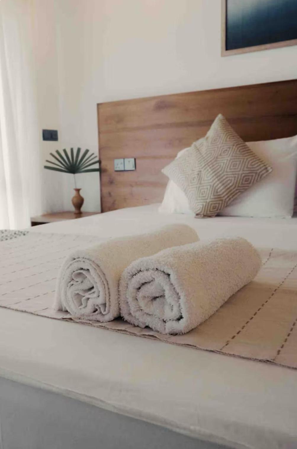 Gitano Surf Ahangama Beachfront Екстериор снимка