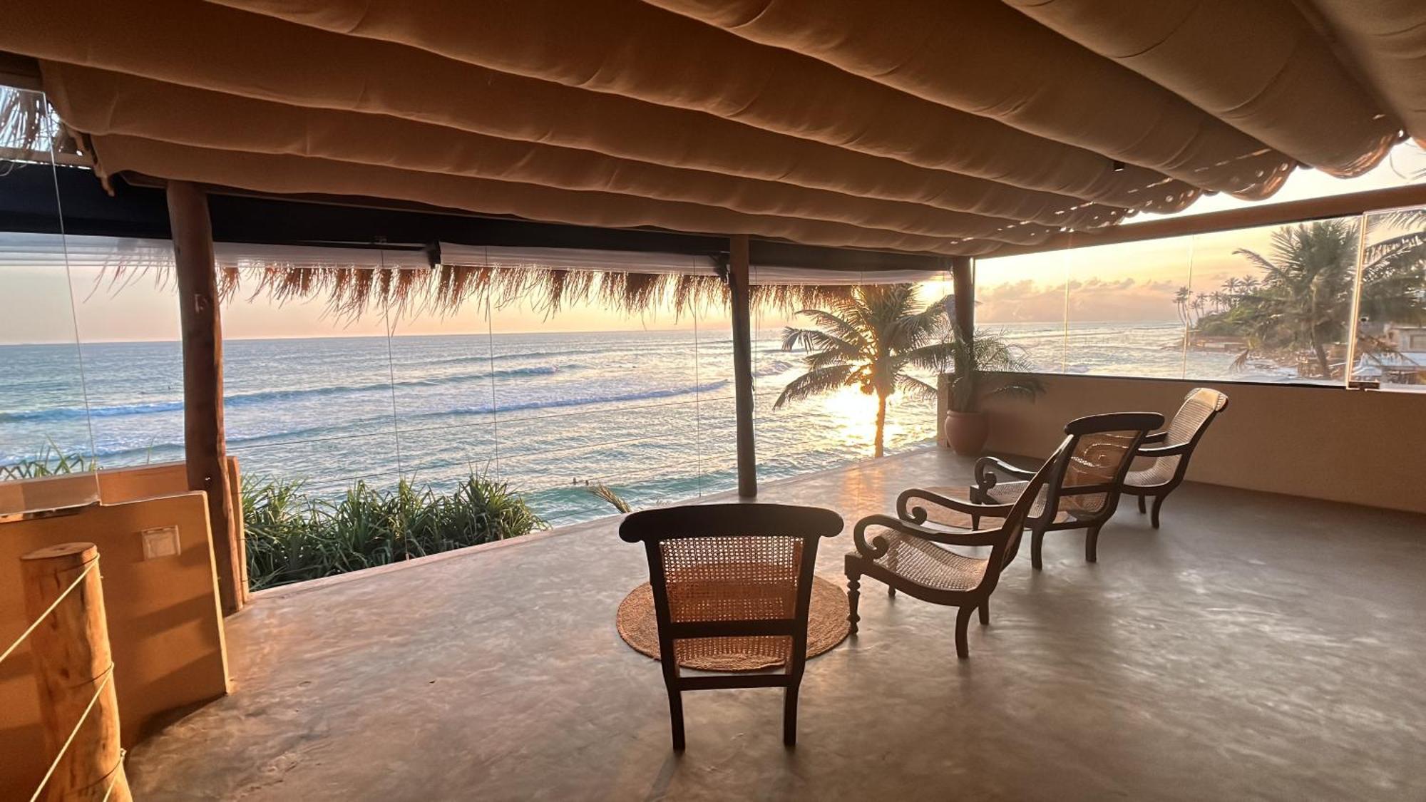 Gitano Surf Ahangama Beachfront Екстериор снимка